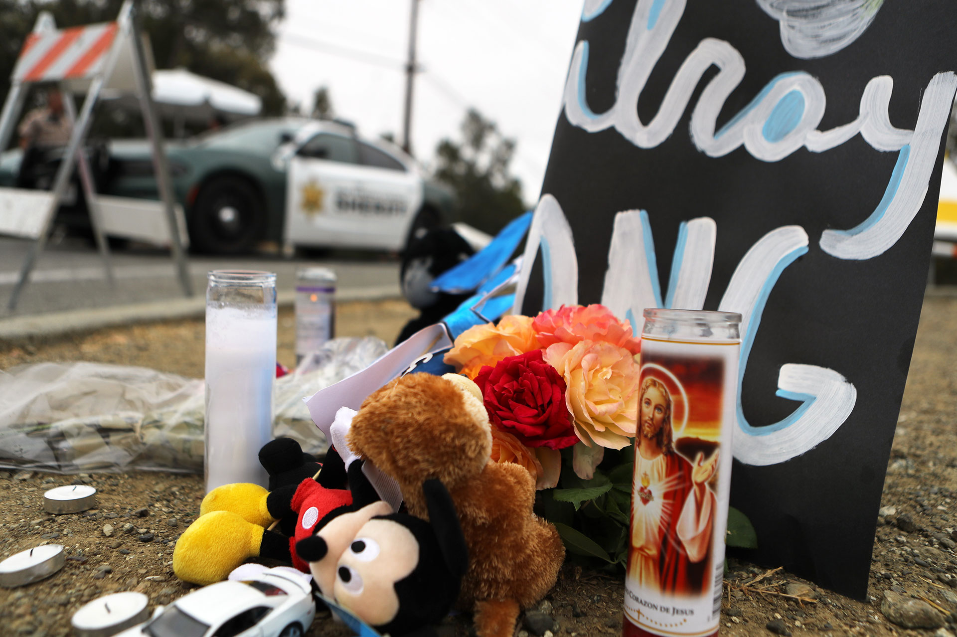 A makeshift memorial sits outside the site of the Gilroy Garlic Festival two days after a mass shooting there on July 30, 2019 in Gilroy.