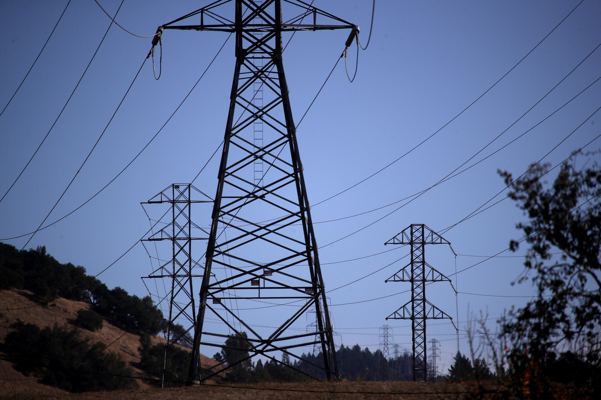 PG&E Power Outages: Bay Area Updates & Information | KQED