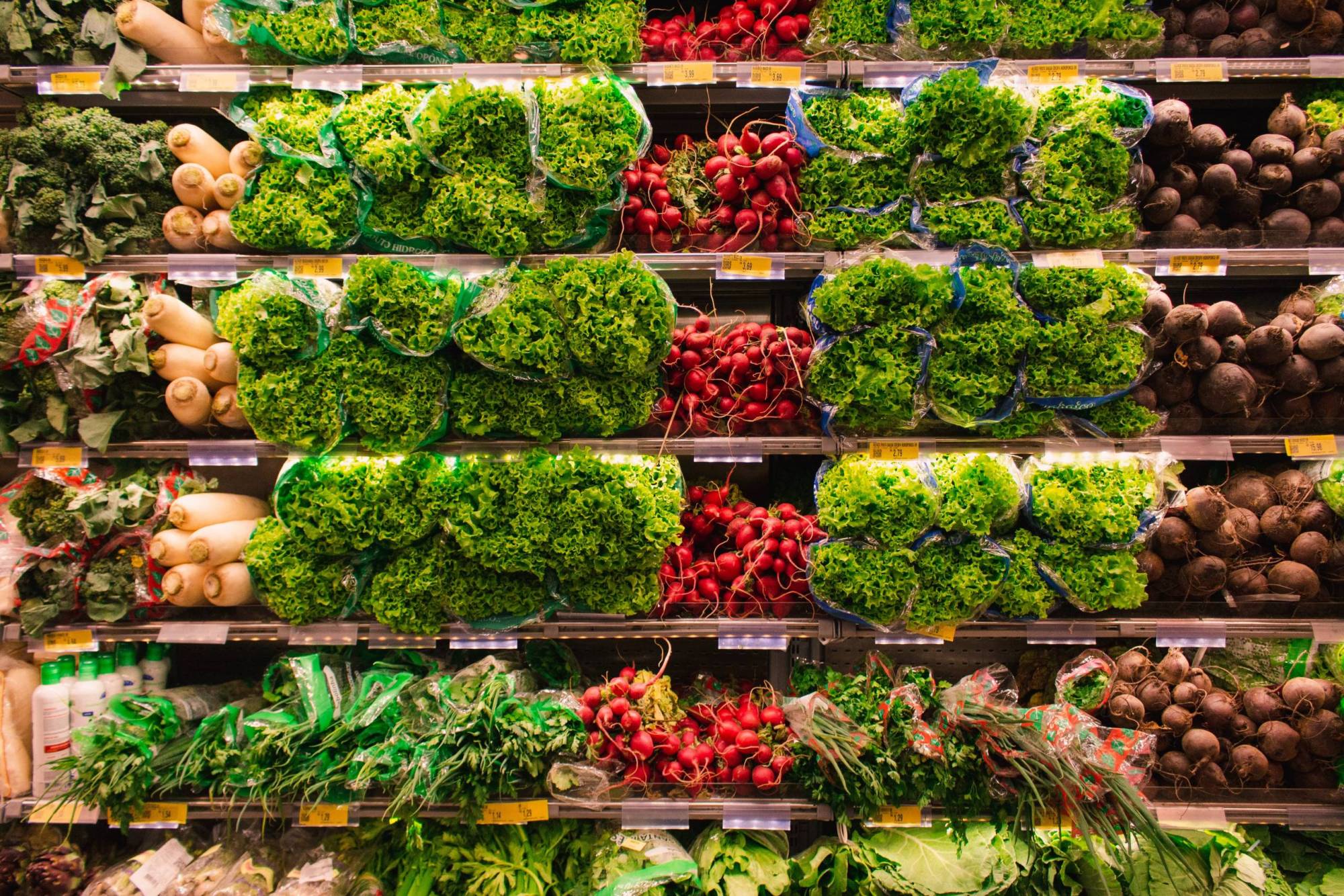 Photo of vegetables in a grocery store.