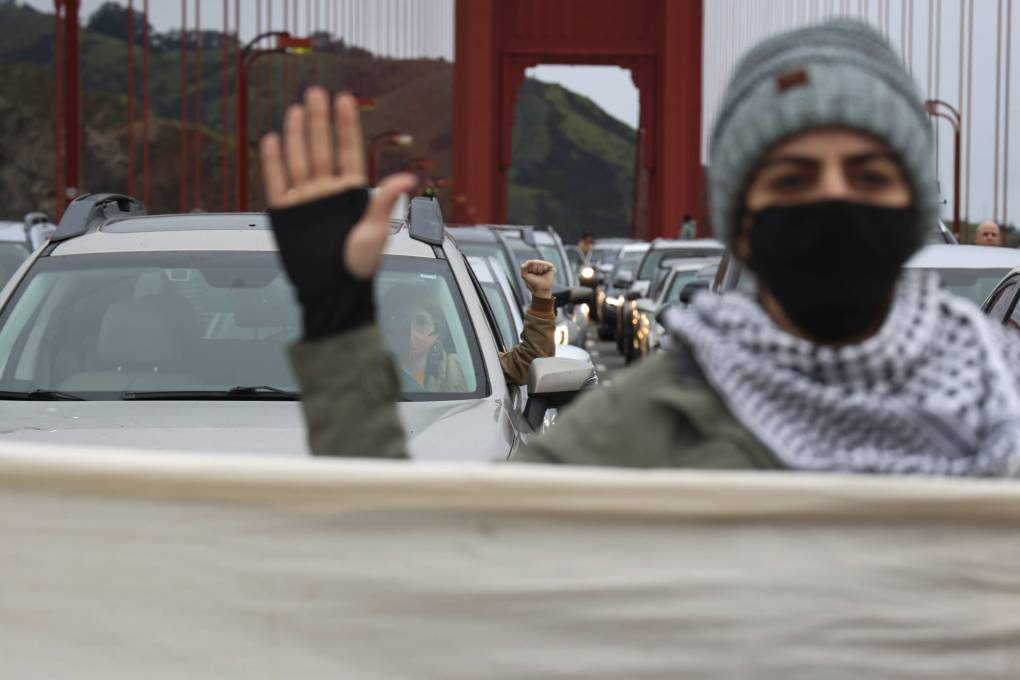 Golden Gate Bridge Agency Drops $163K Restitution Claim Against Pro-Palestinian Protesters | KQED