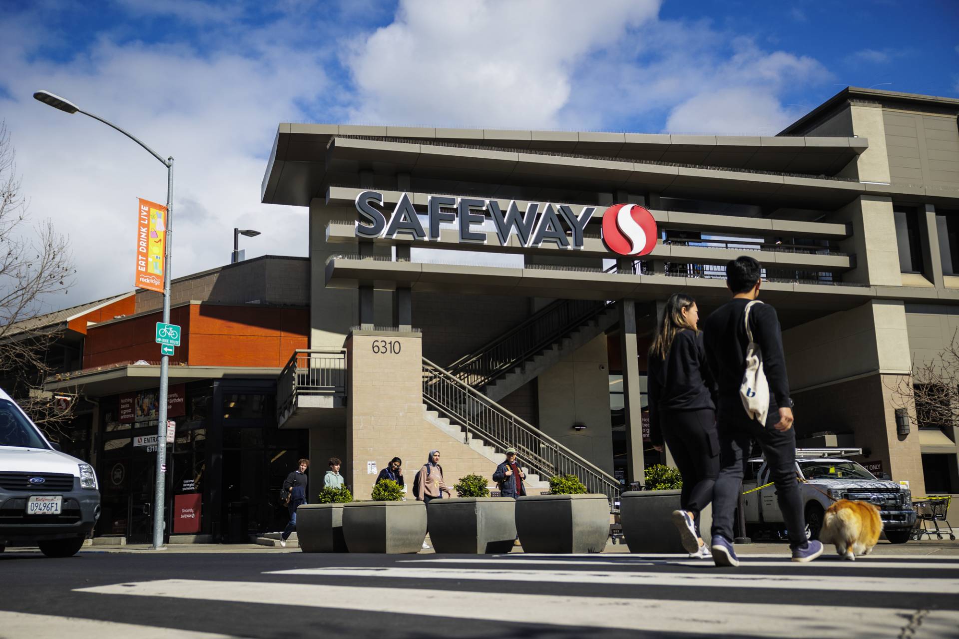 'Everybody Is Just Scrambling' Nationwide Cyber Attack Delays Bay Area