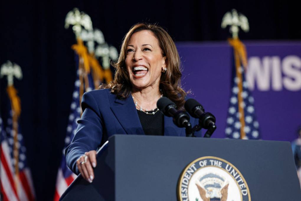 'We Are Not Going Back': Harris Girds for Fight at Exuberant Wisconsin Rally