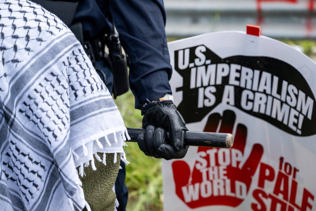 Golden Gate Bridge Protesters Plead Not Guilty to Felony and ...