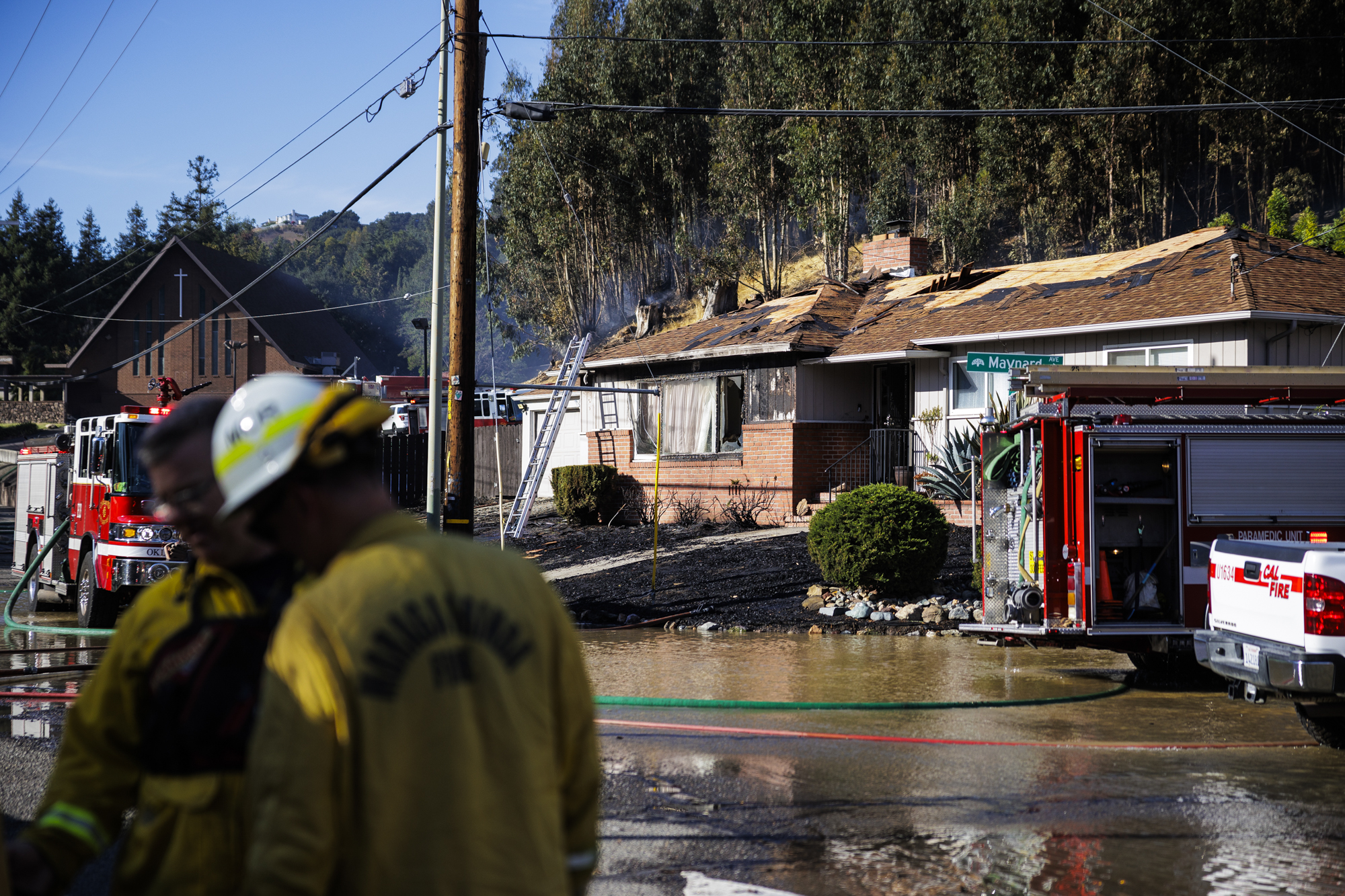 Firefighters to Watch Oakland Hills Fire Overnight | KQED