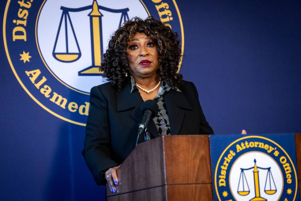 2 Oakland Police Officers Face OnDuty DUI Charges, Drawing Concerns