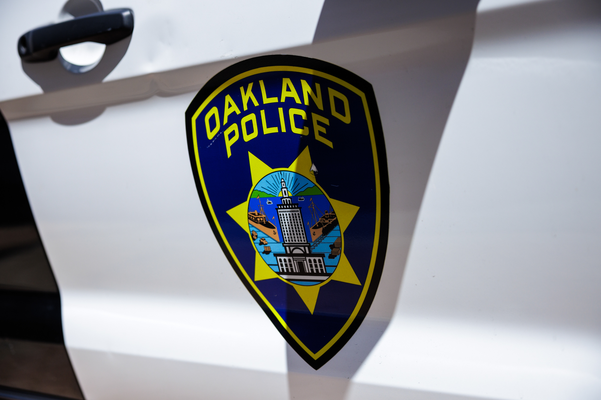 East Oakland Stabbings Leave 1 Dead, 4 Injured