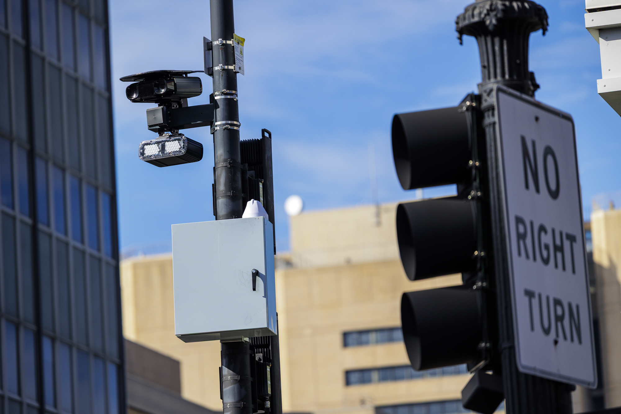 Speed camera at Broadway Avenue and 7th Street in Oakland