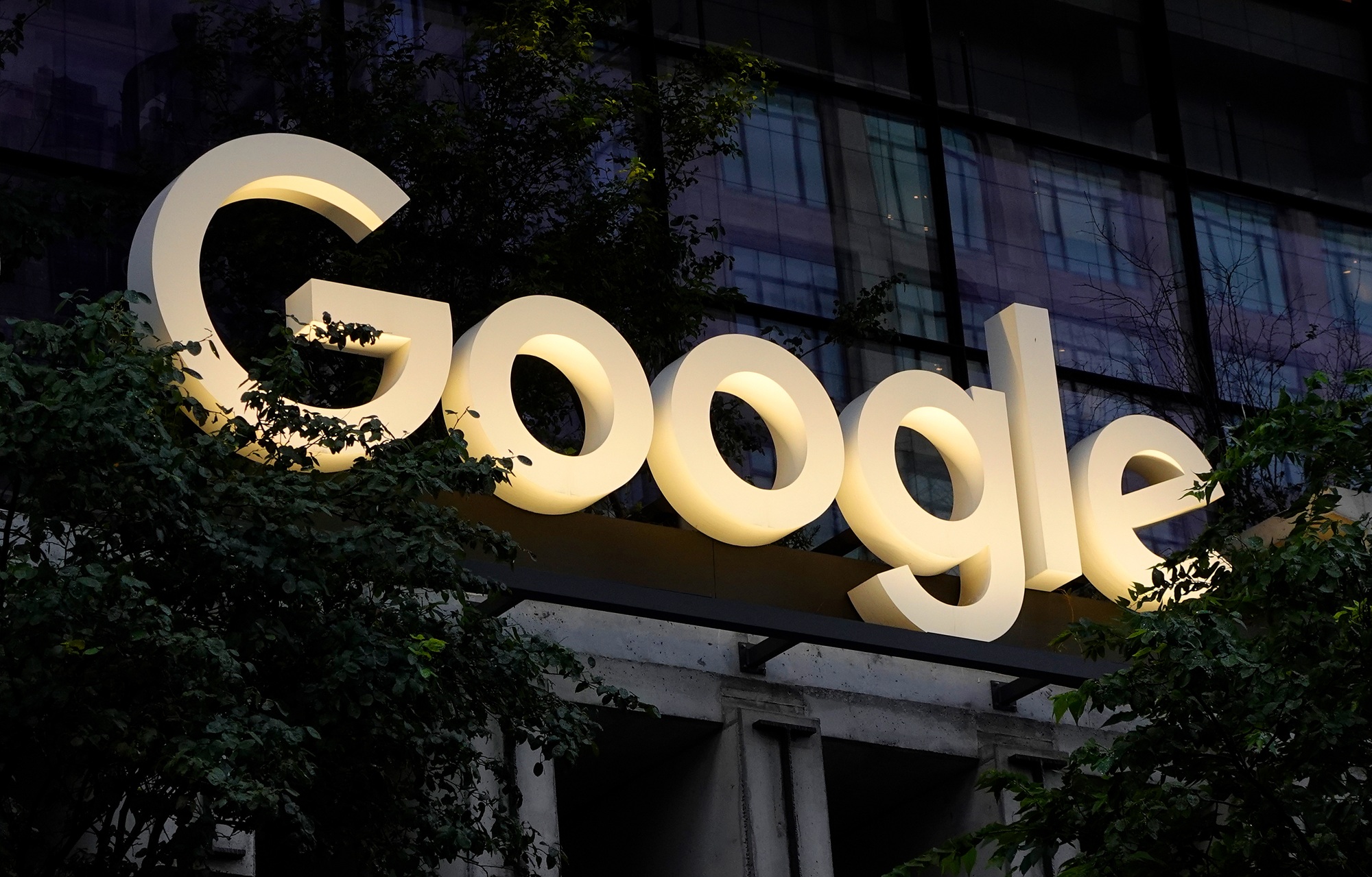 Ex-Google Engineer Gets Nearly 1 Year for Stealing AI Secrets