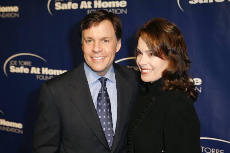 bob costas wife age
