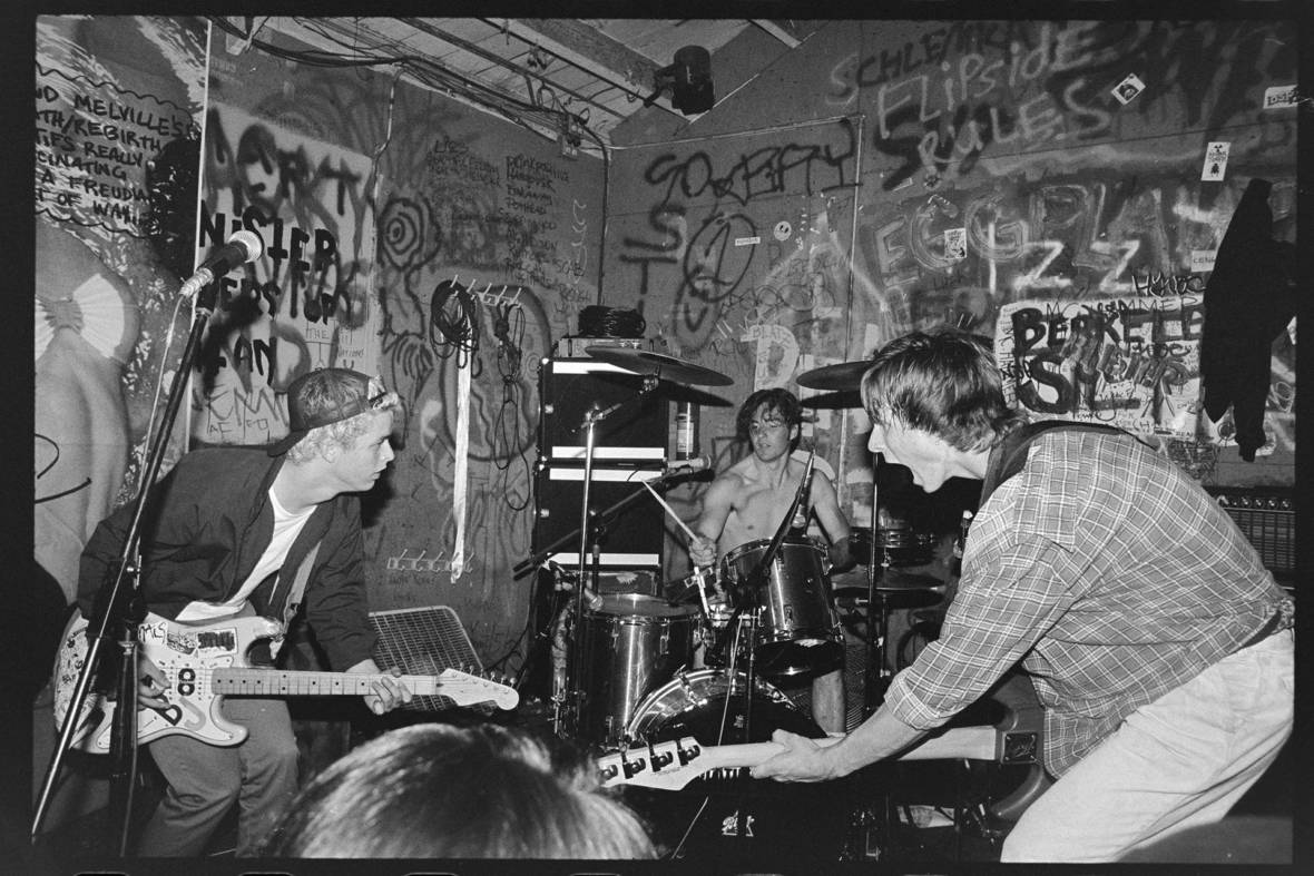 GREEN-DAY-AT-GILMAN-1990-PHOTO-BY-MURRAY