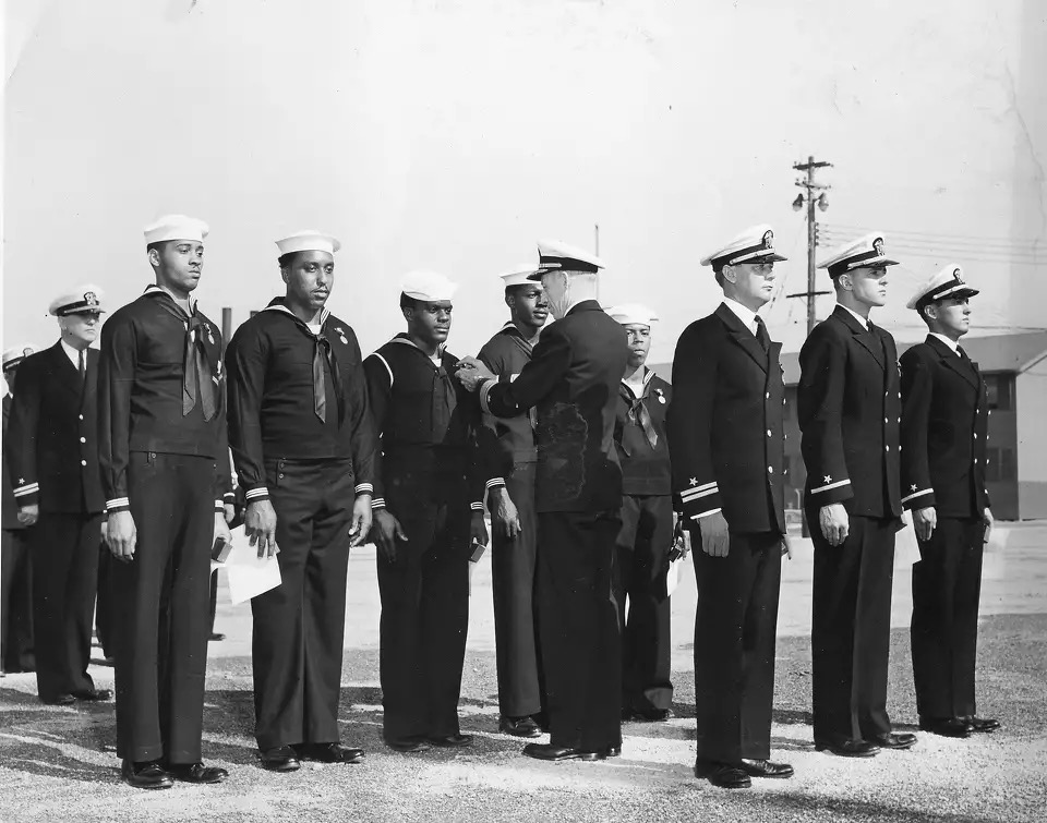 Navy servicemen honored at Port Chicago.
