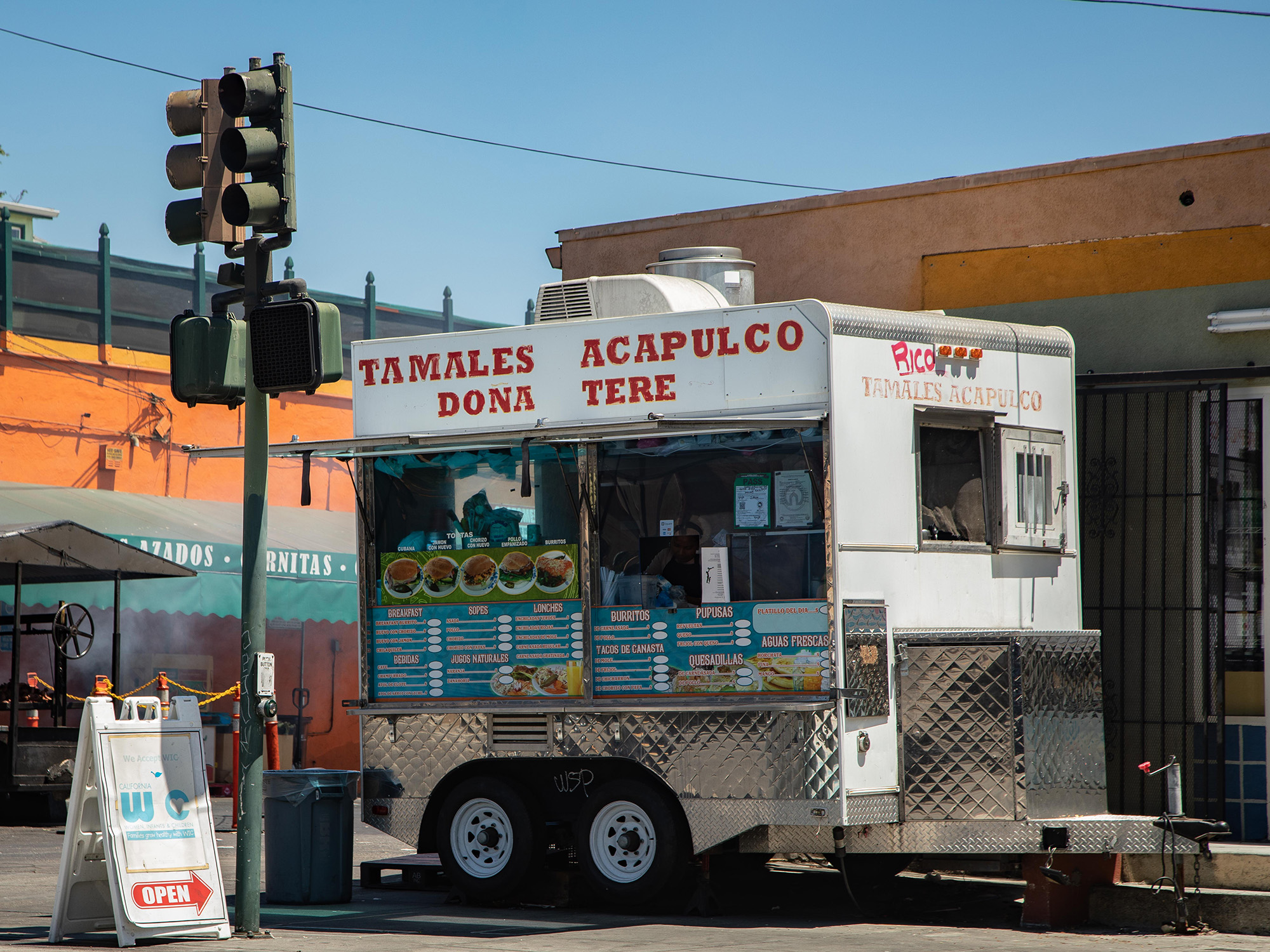 The Tamales Acapulco food trailer parked in Oakland's Fruitvale District.