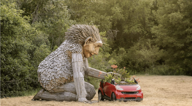 troll-car-672x372.png