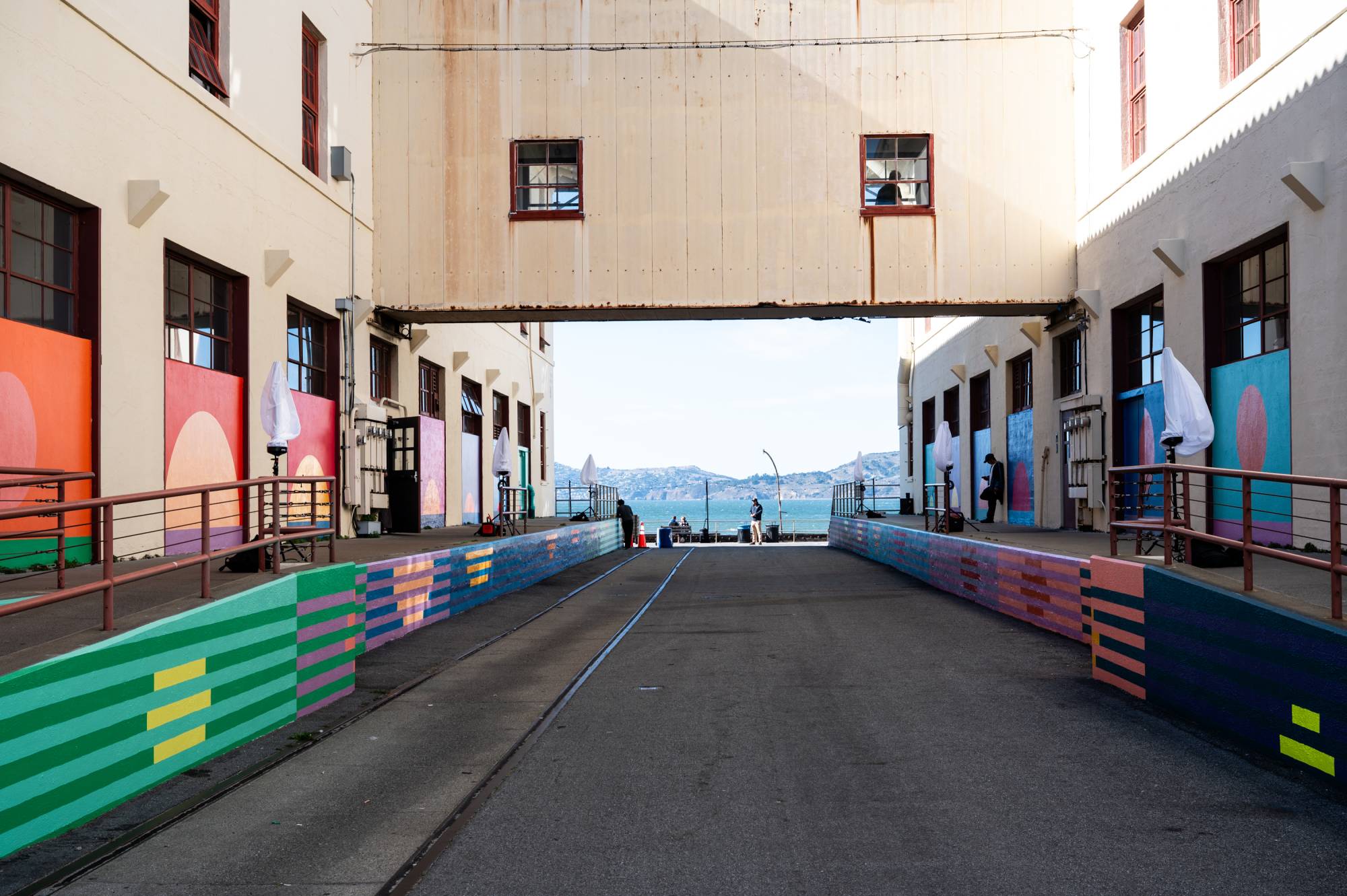 A Massive New Mural at Fort Mason Brings Otherworldly Colors to the Water’s Edge