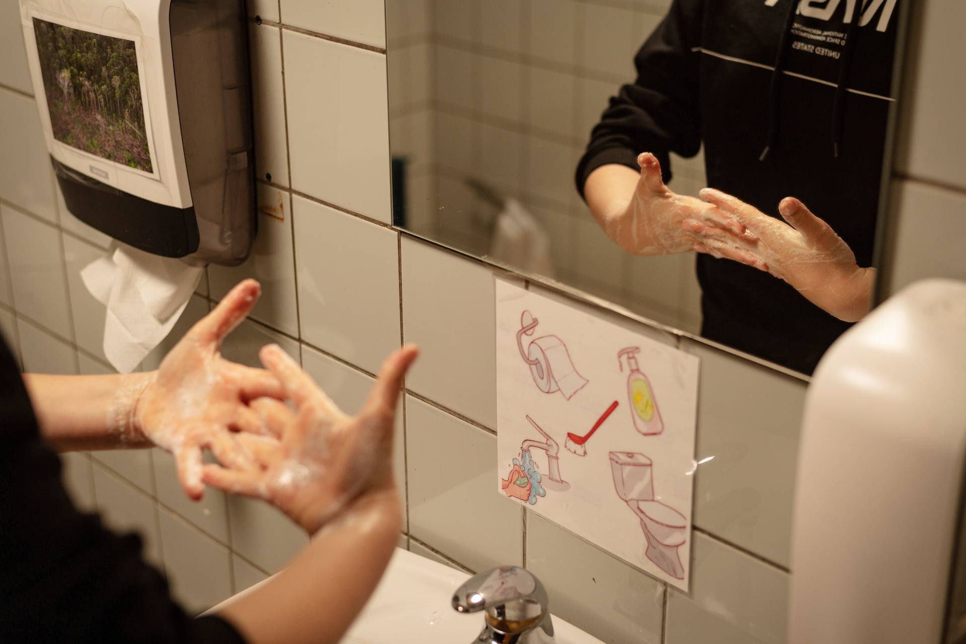 Safe practices. Safe hand