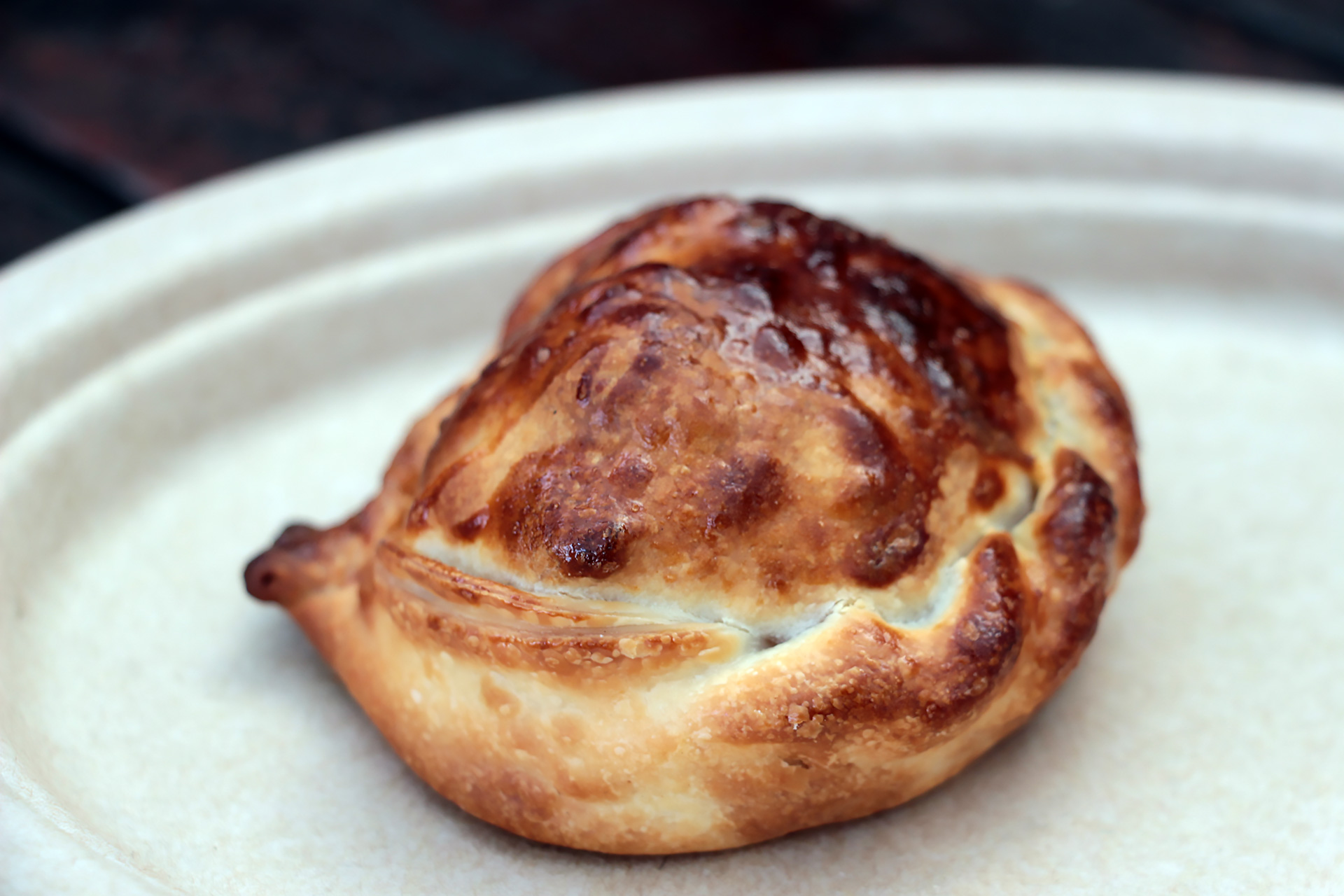 Ham and cheese empanada