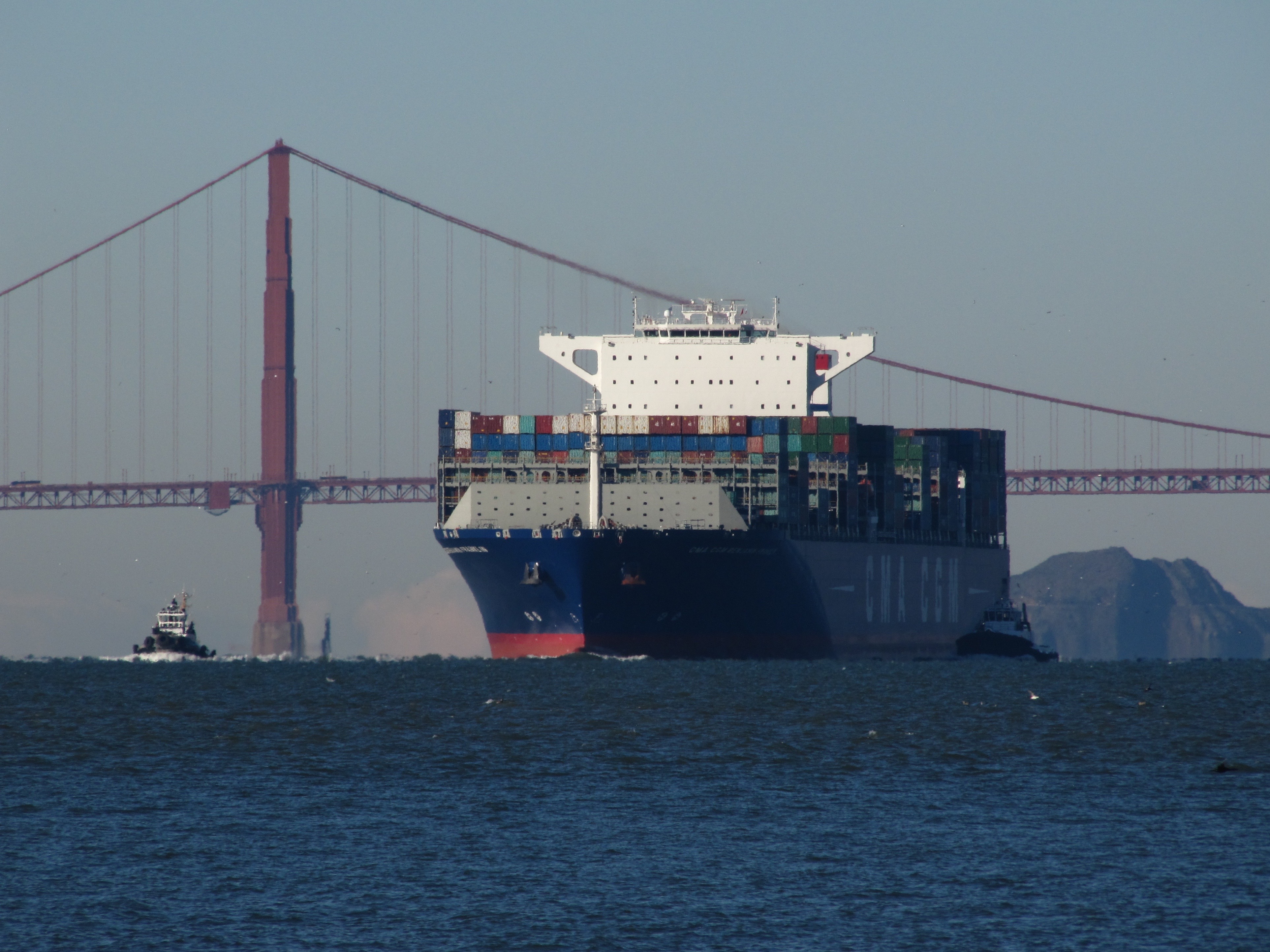 Корабль из сан франциско. Судно Франциско. Ship Traffic. Under Sea for Tracker.