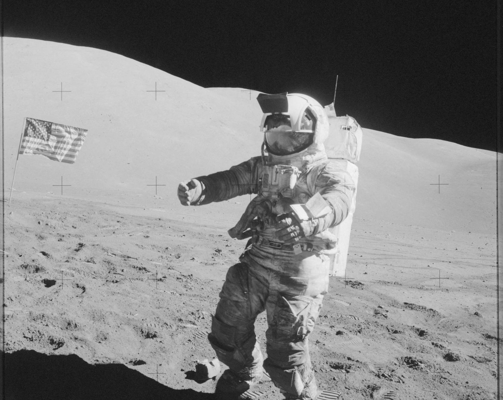 Человек на луне сша. Аполлон 17. Аполлон 17 на Луне. Полёт человека на луну (США, 1969 год). Астронавты США на Луне.