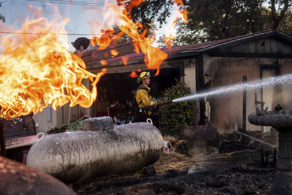 After Lake County Fire Burns Dozens Of Homes And Vehicles, Crews Will ...