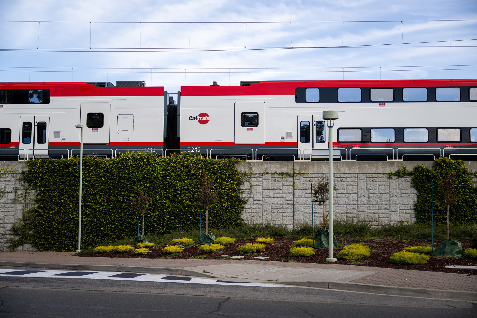 Caltrain's Brakes Feed Power Back to the Grid. And Now They'll Reduce Its Cost | KQED