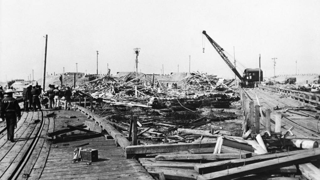 80 Years After Port Chicago Explosion, US Navy Exonerates 256 Black ...